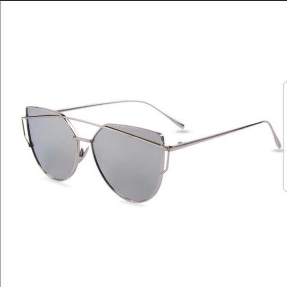 Silver MirroreCat Eye Sunglasses - Picture 2 of 5
